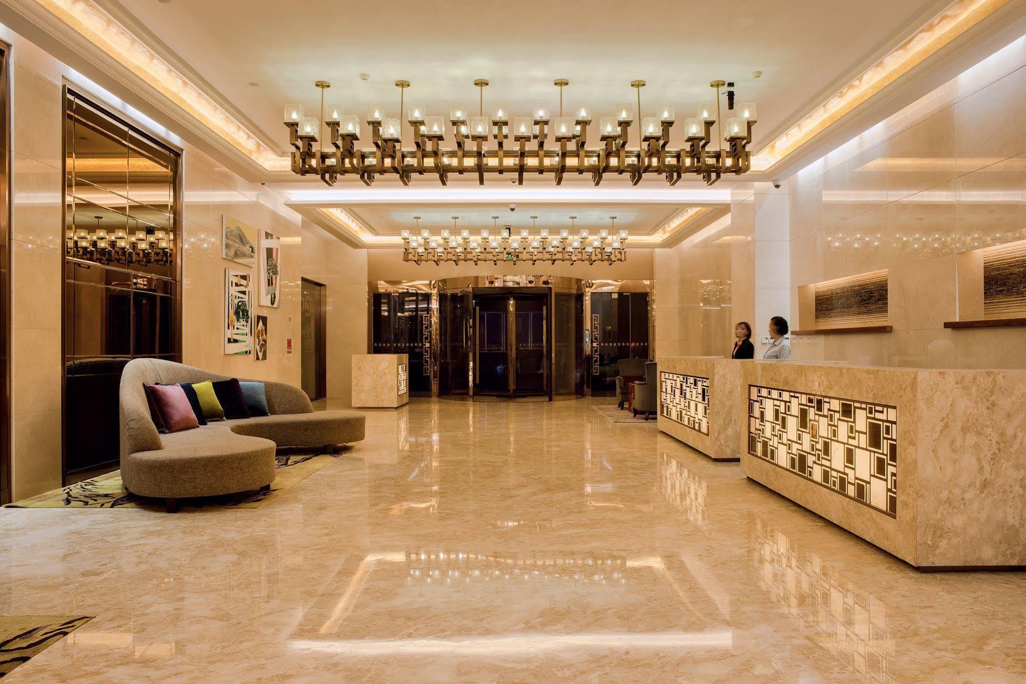 Lia! Chengdu Hotel Eksteriør bilde